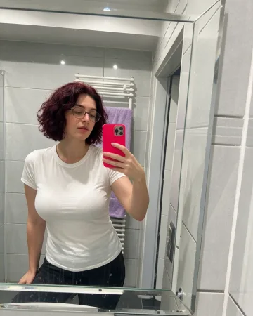 Profilfoto von NoraNachFeierabend